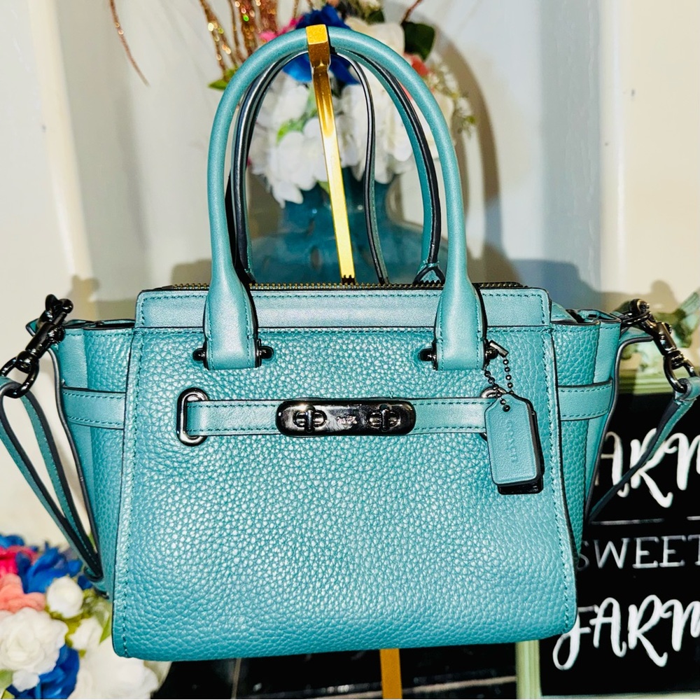 Coach Mini Swagger 21 Pebble Leather Satchel w Removable Strap 2018 - Like New - Picture 3 of 16